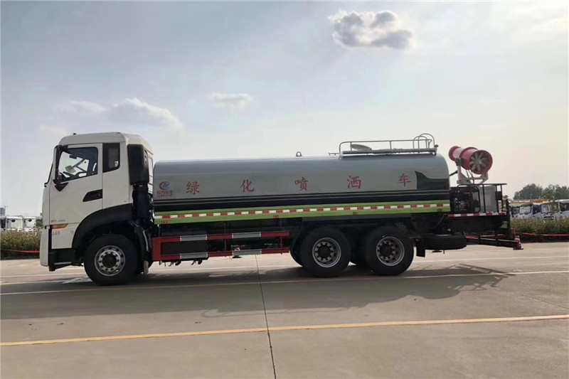 東風(fēng)天龍后八輪20噸噴霧車，國(guó)六綠化噴灑車