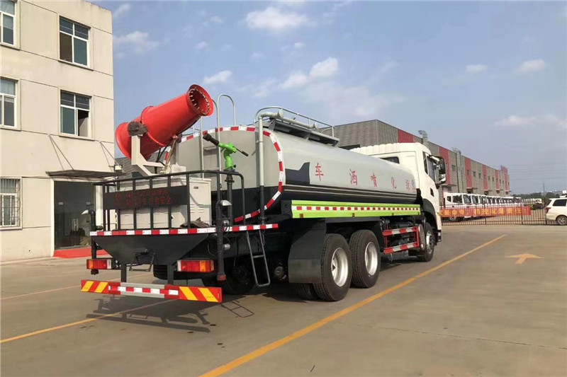 東風(fēng)天龍后八輪20噸噴霧車，國(guó)六綠化噴灑車